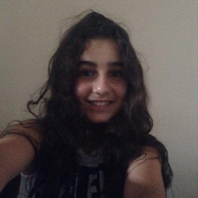 I'm Fab, LOVE Tee-Ball, Singing, Dancing, MY Modeling Job Is The Best, Cheerleader, Minecraft. MY Baes Klarissa, Kiar, Leila,Also Tyler! Love Everything Lolol