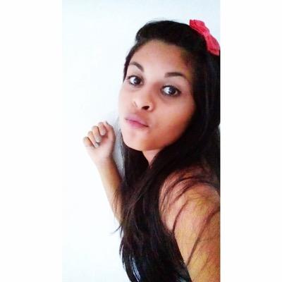 Só quero a paz de um riso sem razão(...)