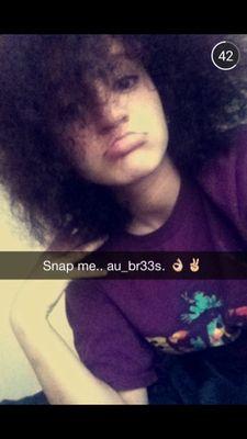 aubr33s's profile picture. snapchat: au_br33s
kik: __Aubree__