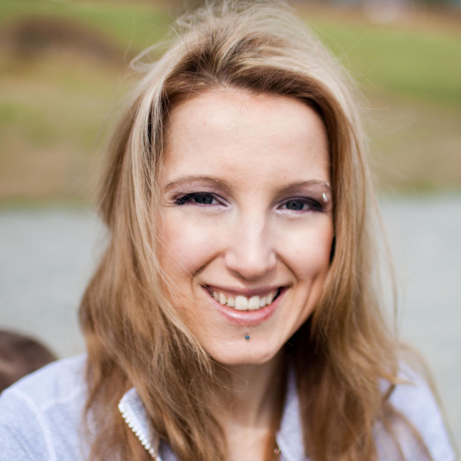 aniafitcoaching's profile picture. 