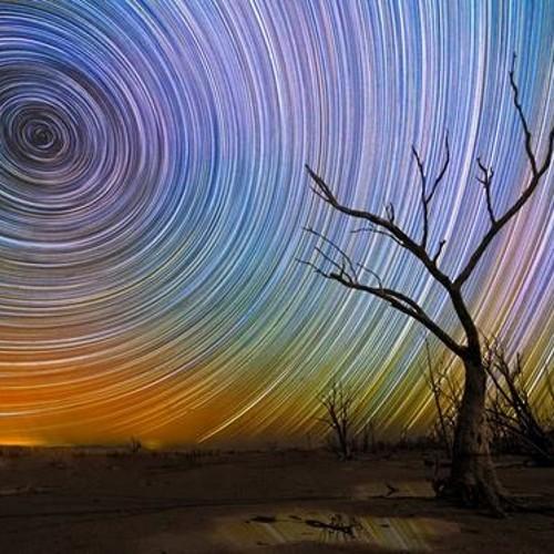 me interesa la astronomía y la física cuántica.lo enorme y lo minúsculo está relacionado