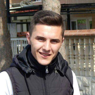 Aldırma Deli Gönlüm... :)