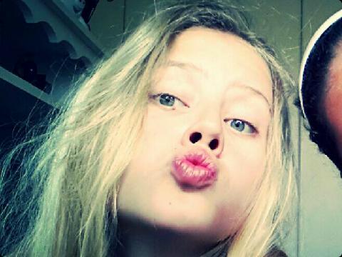 if you show up on my timeline or follow me, I'll follow you ♥☺*#☀