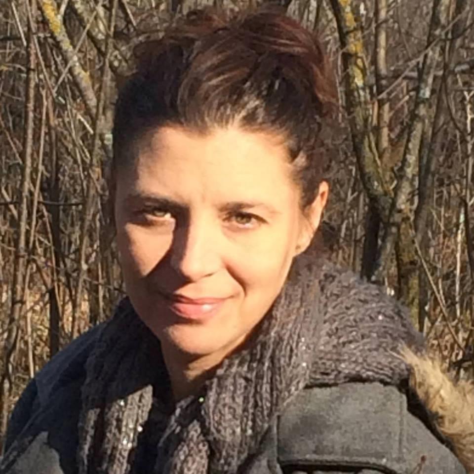 Rural Manitoban,Communications and Marketing Professional. Interests include nature, wellness and cooking. Passions - #yoga #dance #meditation.