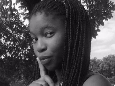 paulacuna42's profile picture. oii