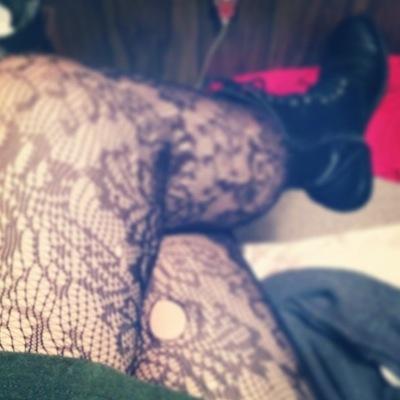 20, with a nice ass & a side of sass.