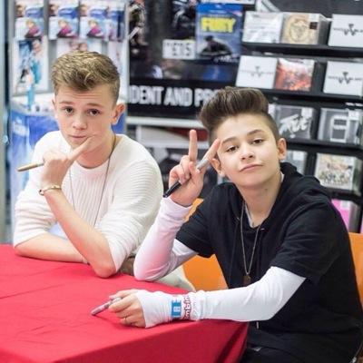 follow my main @horansvodka_ ❤️ ask for a follow back x
