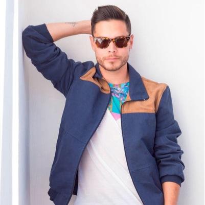 Hola! eres de La península?  O eres del #ComandoSolo? Siguenos es El Club #OFICIAl del #ComandoSoloYucatán (: @soyjuansolo amamos tu musica y te amamos ati