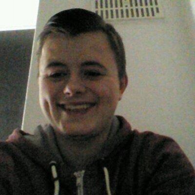 hi :)