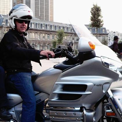 MotoTaxiTMS's profile picture. Transport Moto Services. Moto taxi toutes destinations. Paris, Orly, Roissy, La Défense. Pour toute réservation appelez Eddy au 06 27 51 34 50.