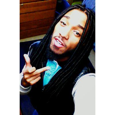 The nickname is DJ, 22 an Aries attends Wesley College in Delaware i♥2sing model n run track #TeamBi #TeamTracknField KIK me dbtrackstar
https://t.co/rDNzsSAhae