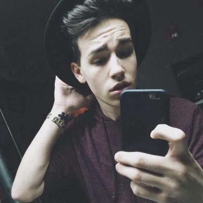 Dm me your confessions about jacob or jacob girls