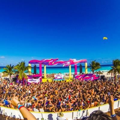 PCB NEVER SLEEPS! 
Photos from PCB? DM ME!