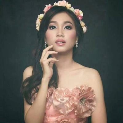 ♥ Aditya Restrian |.•̯͡) | ♥ Cooking | Instagram @taniafransiskaa
