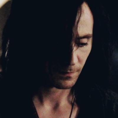 An immortal reckless artiste whom enjoys the company of broken guitars. [Multi-Verse] [Vampire] [RP]