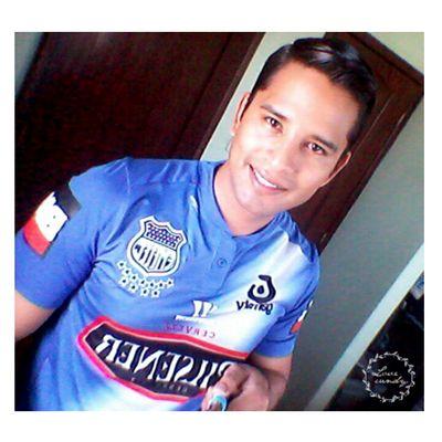 Jonavijim's profile picture. No fuisteis criados para vivir como bestias sino para seguir en pos de la virtud y la sabiduria. 
DANTE ALIGHIERI