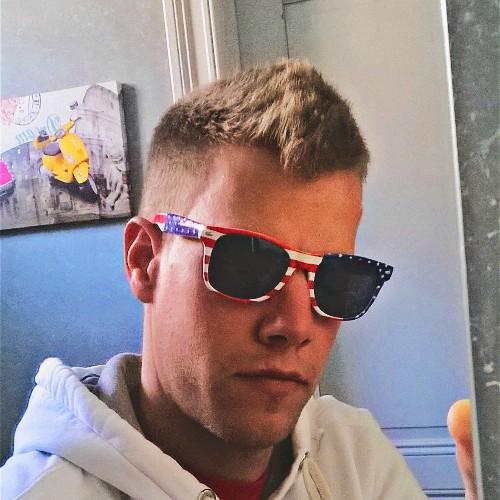 Jona8Gielen's profile picture. simple