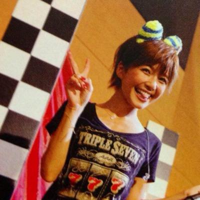 パズドラ大好きです！ あと、歌い手の天月さん、ぐるたみんさん、灯油さん、96猫さん、そらるさんなどが好きです！ アーティストではAAA、西野カナが好きです！あと、趣味でカラオケしてます！