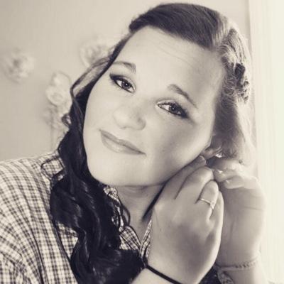 semi-sarcastic, lyric-quoting college student; firm believer that ranch makes all things better