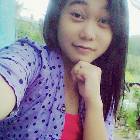 Syarasuci's profile picture. Terimakasih atas pengorbananmu ibu :)