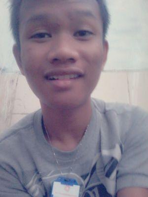 I was Born 24 MEI 1999 I lived in subang 
I work in PT.Handsomekovi Indonesia :)