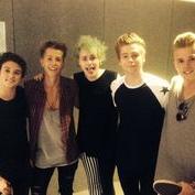 LEARNING .......5S0S..THE VAMPS..R5..BTR..LUKE FRIEND..TINI S..
