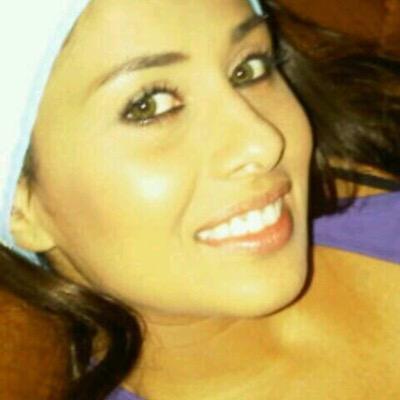 Presentadora de Las Noticias: considero q lo + lindo q tengo son mis televidentes y mi sonrisa!