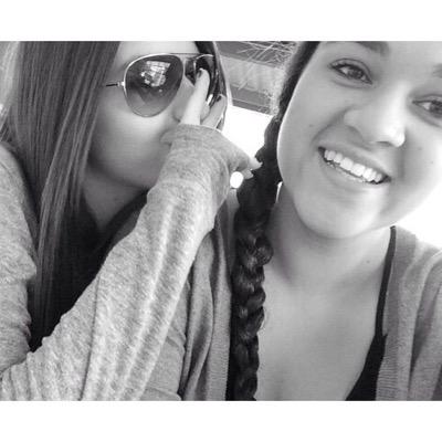 sydneefaircloth's profile picture. 