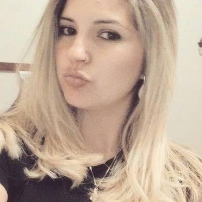 A cada lágrima escorrida, eh um grito não dado!;)