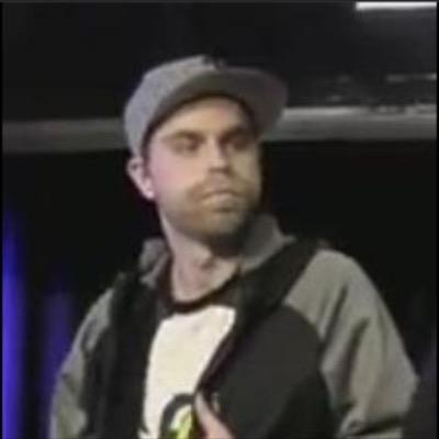 zSynvex's profile picture. mi nem is adem. am 15 and liek tu sukc cok. pru puints - 0 errnins - -17$ Dad - @SynvexFPS i am synwall