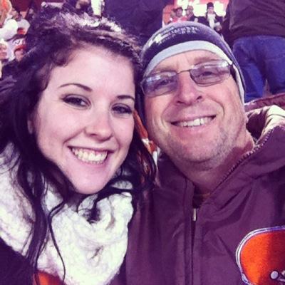 white_rice_5's profile picture. I love sloths, the browns, and caffeine. Instagram: whiterice5