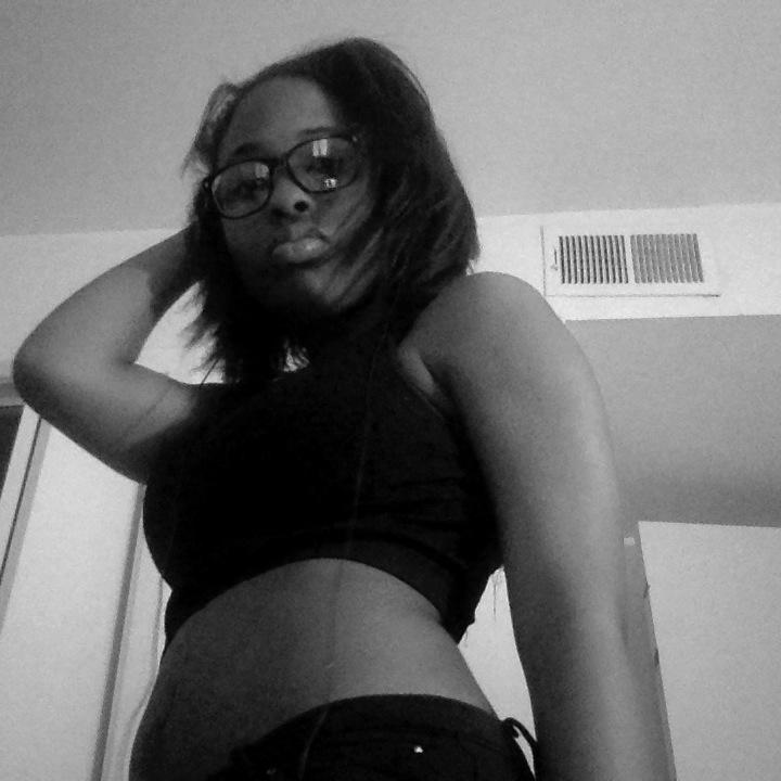 Follow me on IG@_lindaanicolee