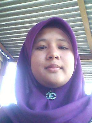 julieizzati's profile picture. 17 y/old..baling,kedah..mencari seseorang yang mampu menjga hati ini setelah disakiti....:)just forget her...:)