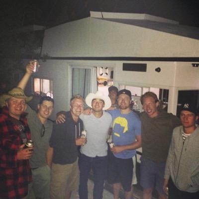 JPonomarenko90's profile picture. 