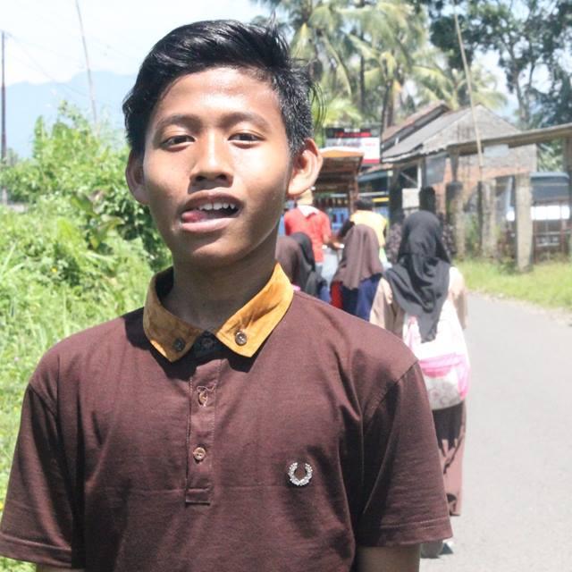 semangatlah untuk hari esok :*mulai dari tanah.                                                                                               @ikbaal_alvaro