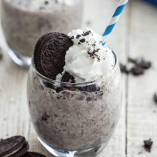 I love my life & the ones in it...including oreos!!