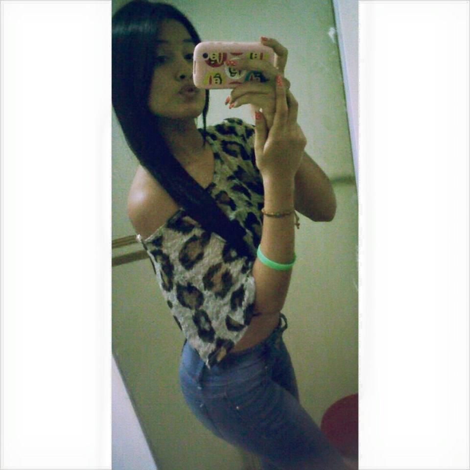 16a. 26.04.13,CAFB, Amiguita te quiero demasiado no te imaginas cuanto, eres lo mejor enserio por aqui @eduimalexander♥
