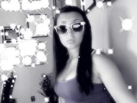 portureina207's profile picture. 28 pe.cent of U.S. Internet users between the ages of 18 and 29 use Instagrar. (Pew)