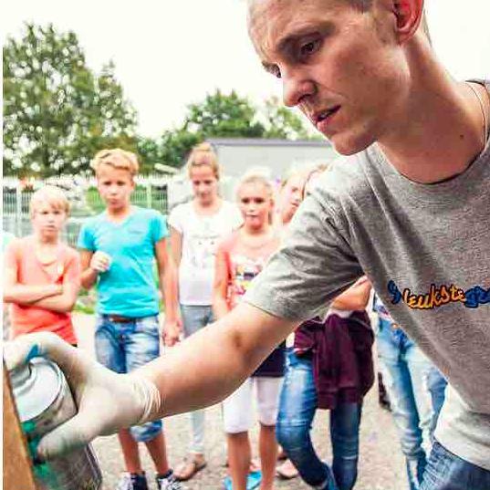 Graffiti workshops, kinderfeestjes, personeelsfeestjes, muurschilderingen en graffiti schilderijen