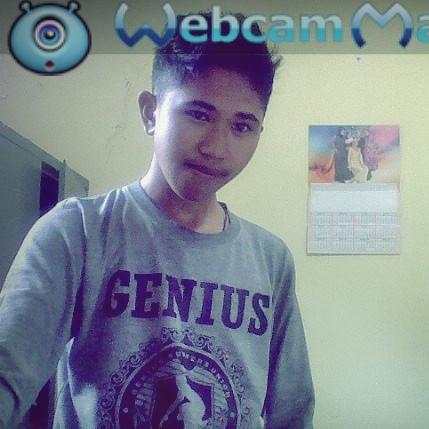 firmank21's profile picture. santai saja esok masih ada