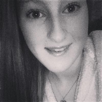 BETHBLOBZ's profile picture. Love them, hug them, just never ever trust them!

Rochdale, 18 years old&care assistant❤️