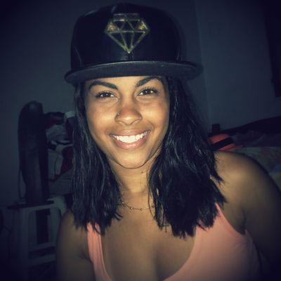 carolineAna17ac's profile picture. 