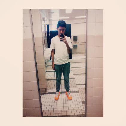 follow me on Instagram Yooboiieddie.