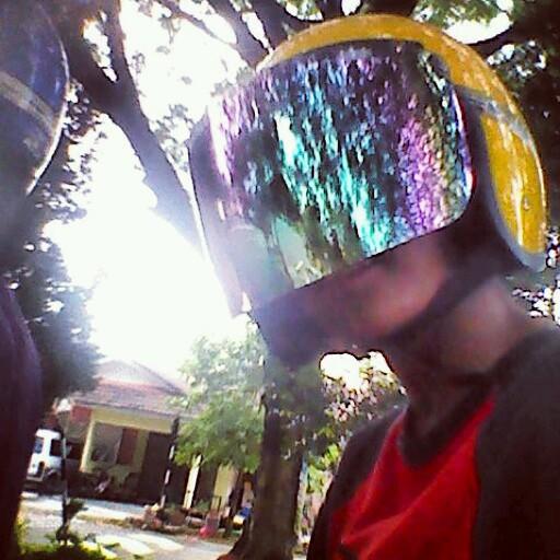 adek_tralala's profile picture. Hi My Intro Hafiz,15, I am Single Searching