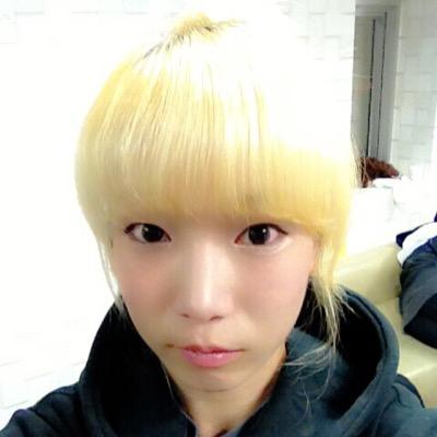 저는 한국 여자팝핀댄서! 팝핀보라입니다. I'm korea Poppin dancer! Poppin BORA!!!