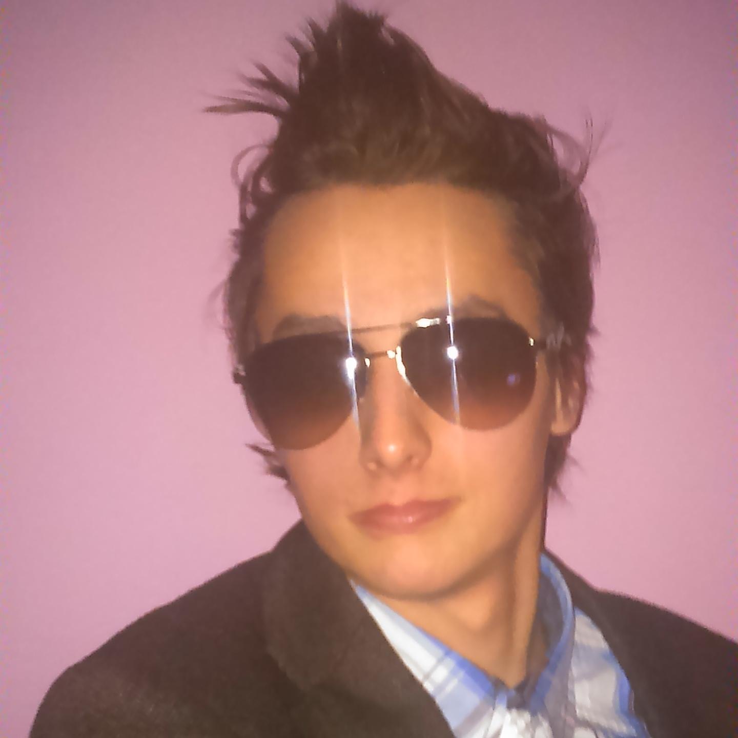 AndrsHorras's profile picture. Sexy Boy||Aleaxandras||electro-acoustic & bass guitar player||◢◤ FAN||https://t.co/jVBMK9mJ4H…||