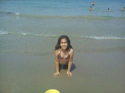 ♡trata de alcanzar el cielo con los pies en la tierra♡