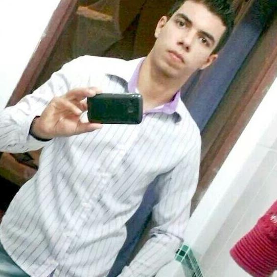 Nós  sabemos cada vez mais sobre cada vez menos, e por fim acabamos sabendo tudo sobre nada.