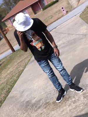I DONT KNOW WHAT TO SAY BUT FEED DA FAMO GET MONEY LIVE LIFE IN THE FAST LANE GET $$$$ANYWAY POSSIBLE BY ALL MEANS NECESSARY
