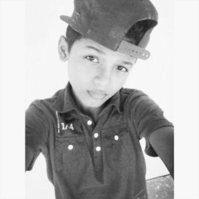 SOU APENAS UM NO MEIO DE MILHARES     ─╔╗╦╔╗╔╗──╦╗╔═──╗╔╔╗╦╔╦╗╔╗─ ─╚╗║║╦║║──║║╠═──║║║║║─║─╠╣─ ─╚╝╩╚╝╚╝──╩╝╚═──╚╝╚╝╚═╚─╝╩─